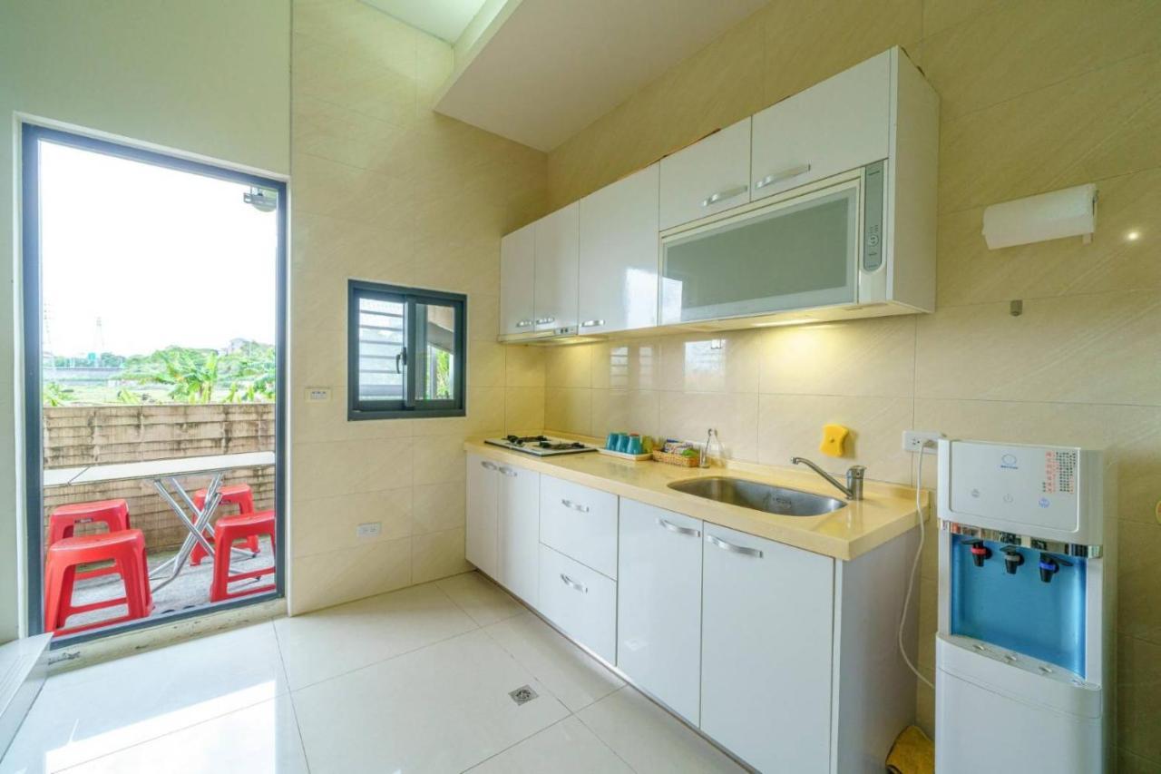 Qingyun Homestay Toucheng Bagian luar foto